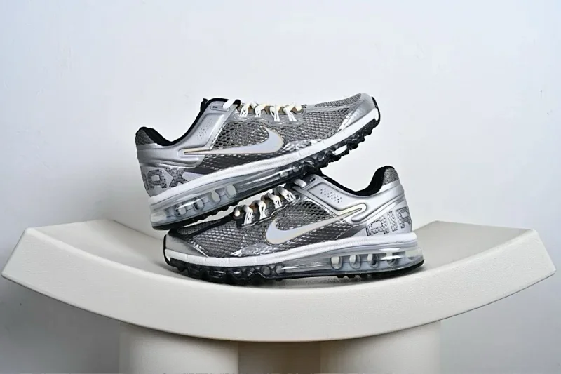 Nike Sneakers Air Max 2013 — 17