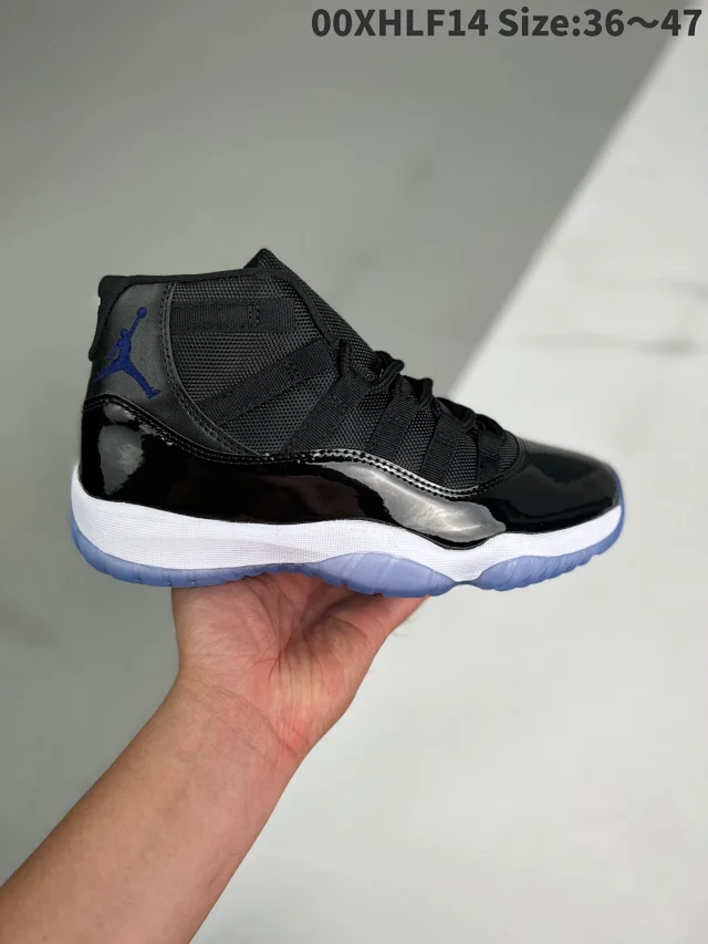 Jordan Sneakers Air 11 product detail image 29