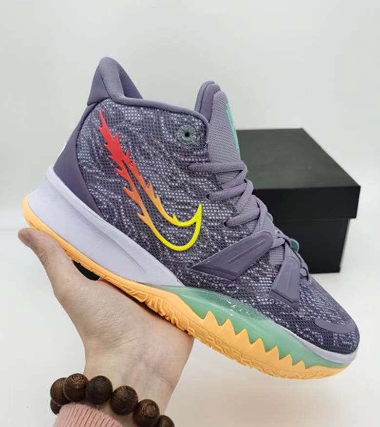 Nike Sneakers Kyrie 7 basketball shoes — gray