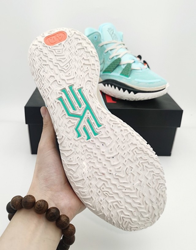 Nike Sneakers Kyrie 7 basketball shoes product detail image 9