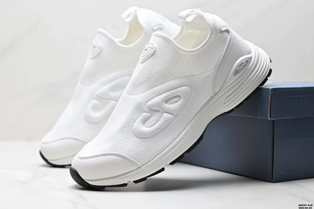 Dior Sneakers Knit Slip-On CD Logo product detail image 1