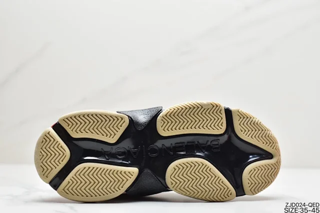 Balenciaga Sneakers logo-print chunky product detail image 2