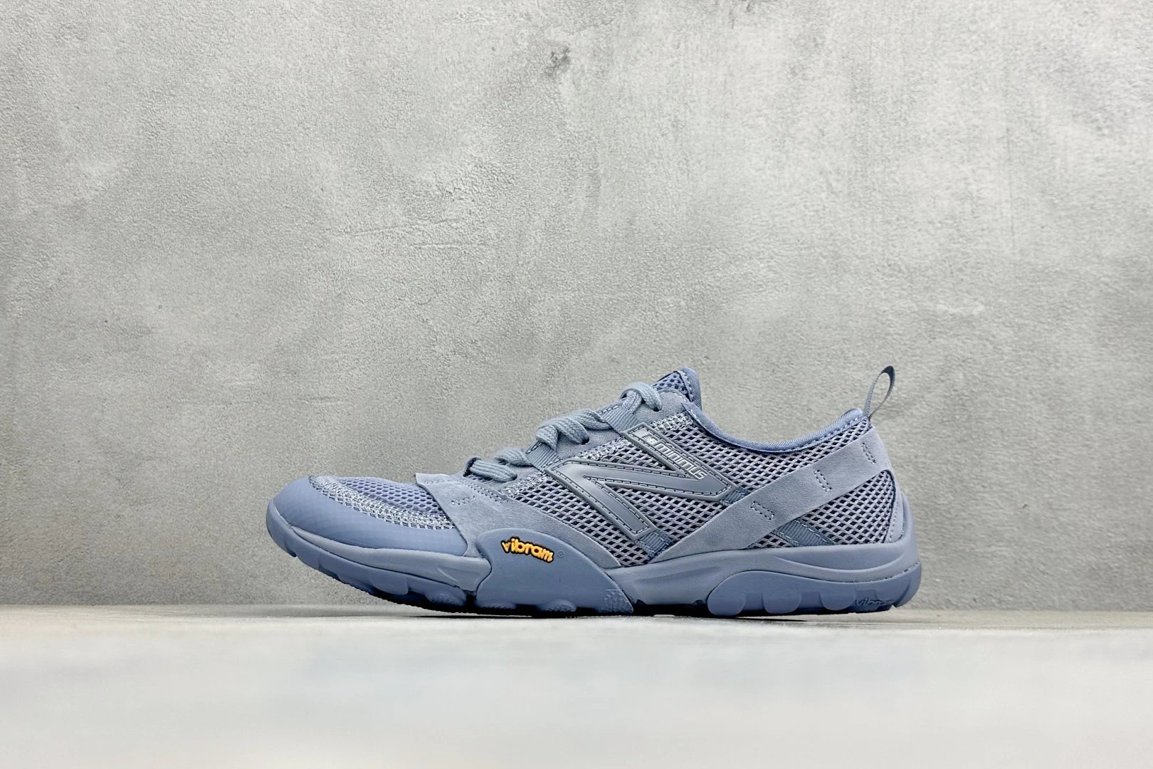 New Balance Sneakers MT10 — *004