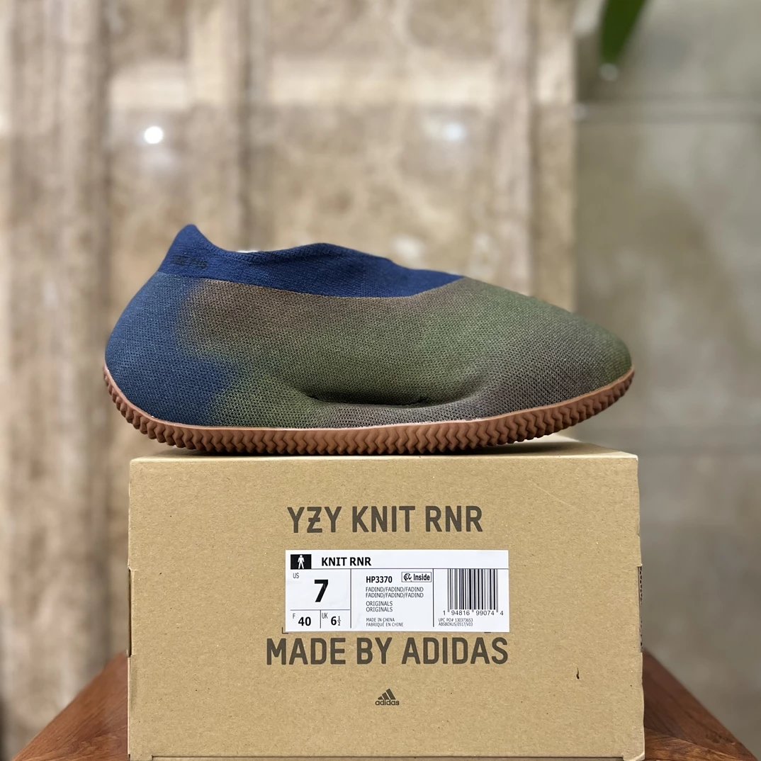 Adidas Sneakers Yeezy Knit RNR image 3