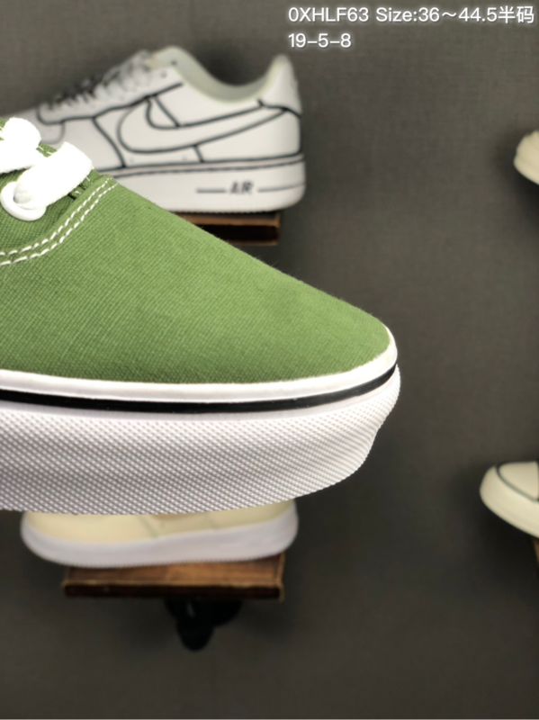 Vans Sneakers Authentic Strawberry Print Canvas image 8