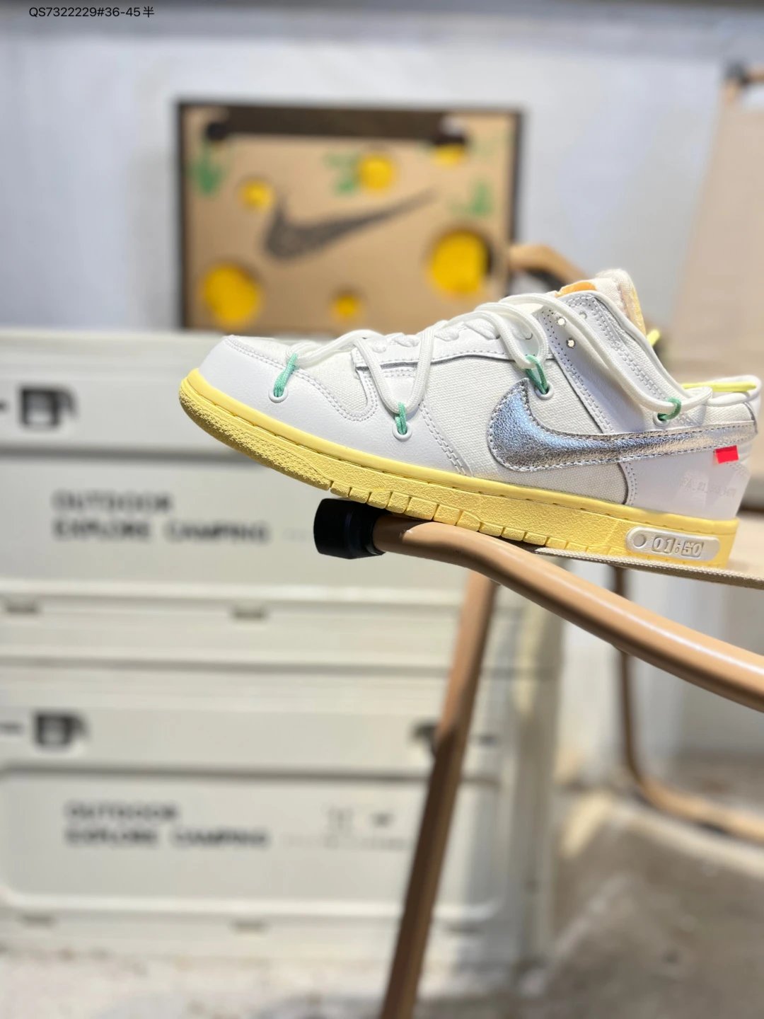 Nike Sneakers Dunk Low x Off-White “The 50” — 2