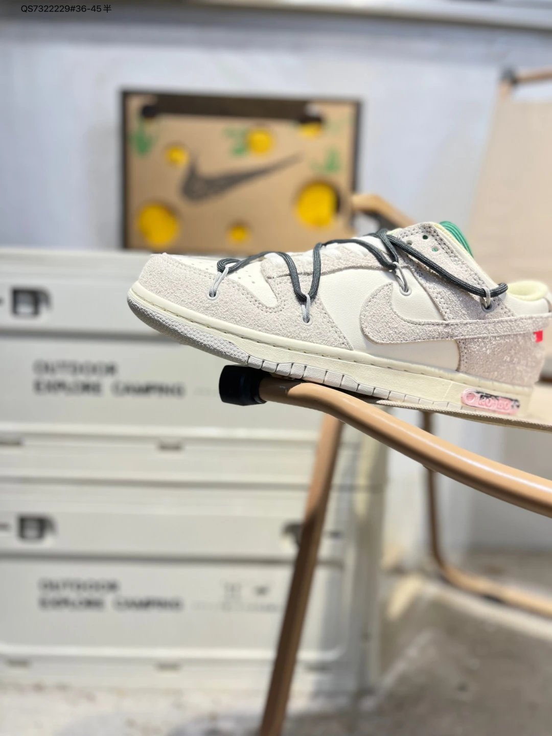 Nike Sneakers Dunk Low x Off-White “The 50” — 4