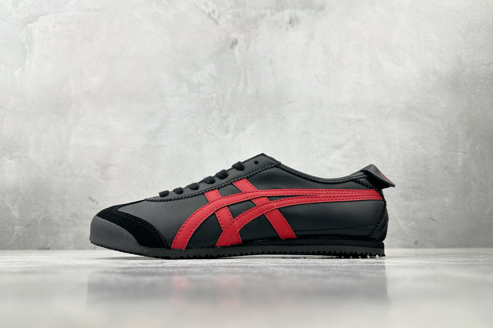 Onitsuka Tiger Sneakers Mexico 66 — 31