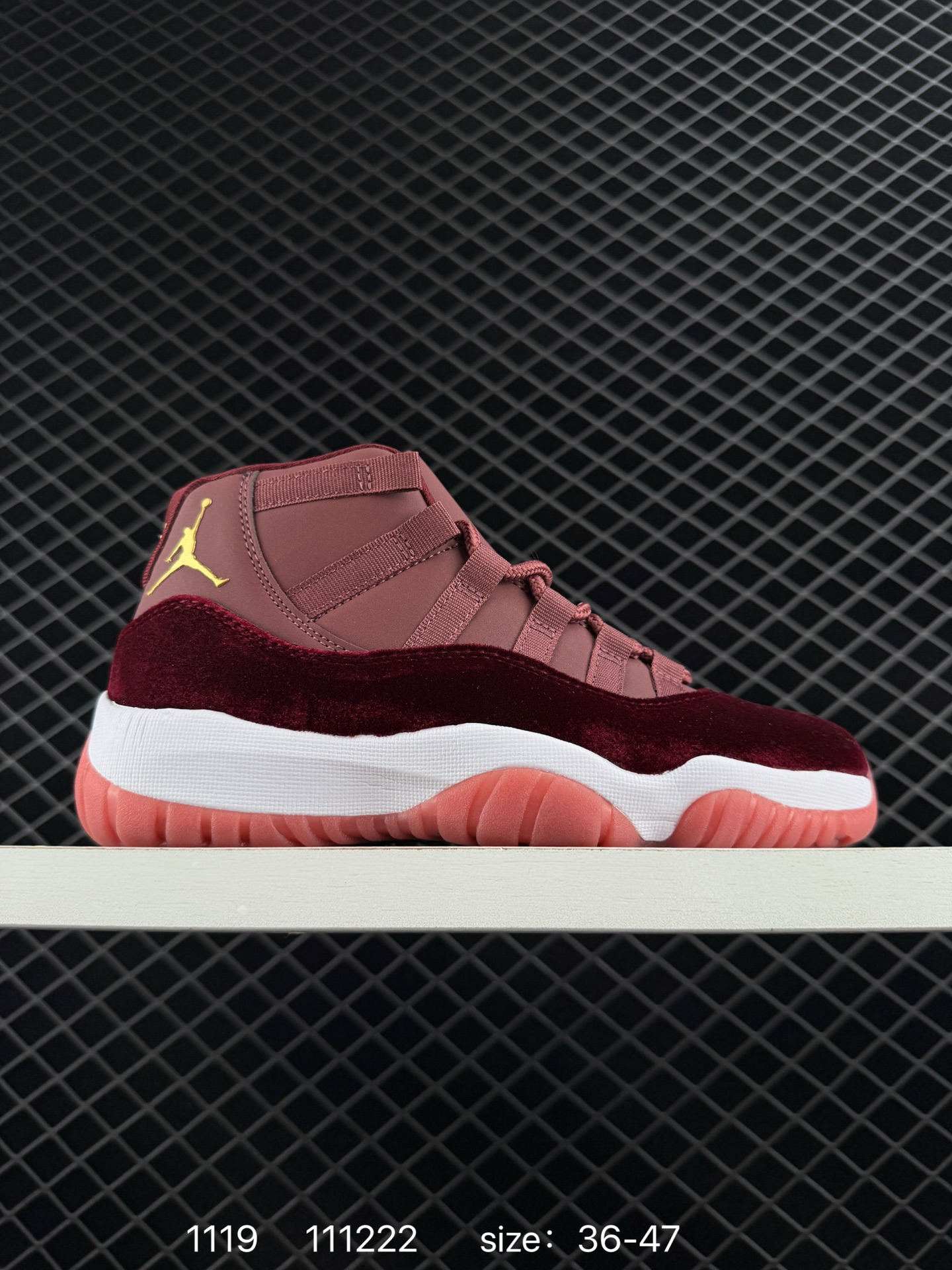 Jordan Sneakers Air 11 — 32