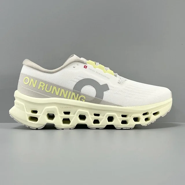On Sneakers Cloudmonster 3 product detail image 1
