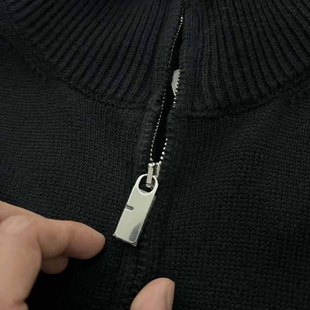 Burberry Knitwear Equestrian Knight stand-collar half-zip sweater product detail image 8