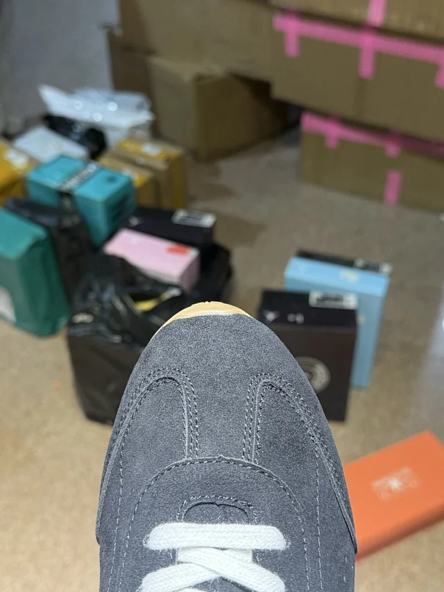 Alo Yoga Sneakers Sunset Sneaker product detail image 7