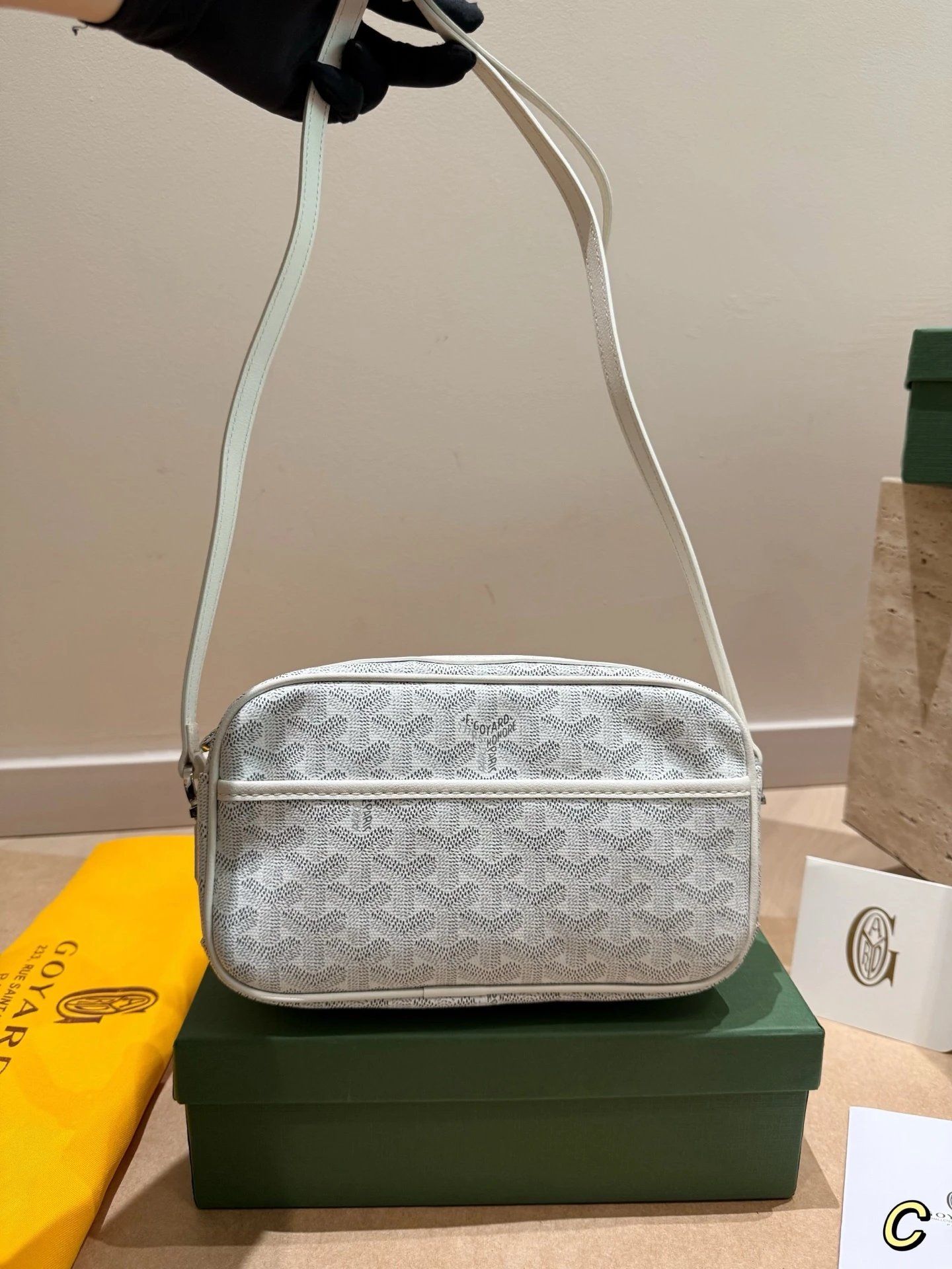 Goyard Crossbody Bags Monogram Zip Camera Bag — *005