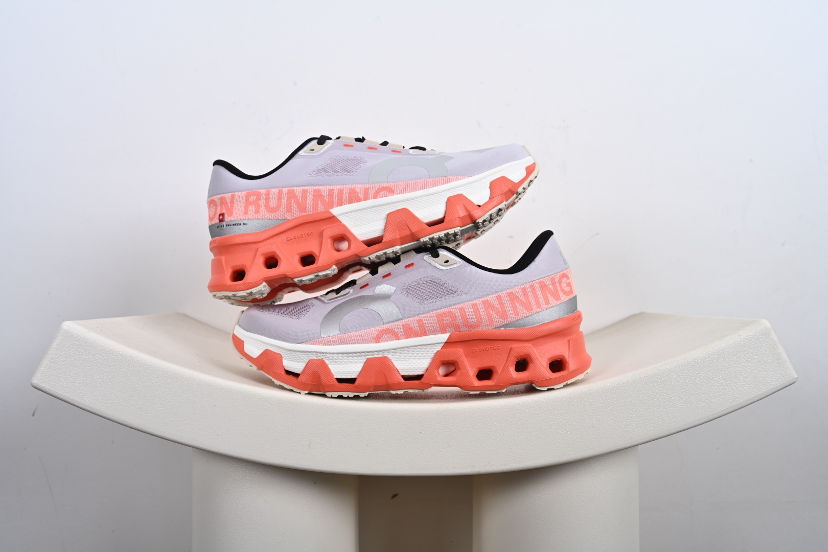 On Sneakers Cloudmonster Hyper image 2