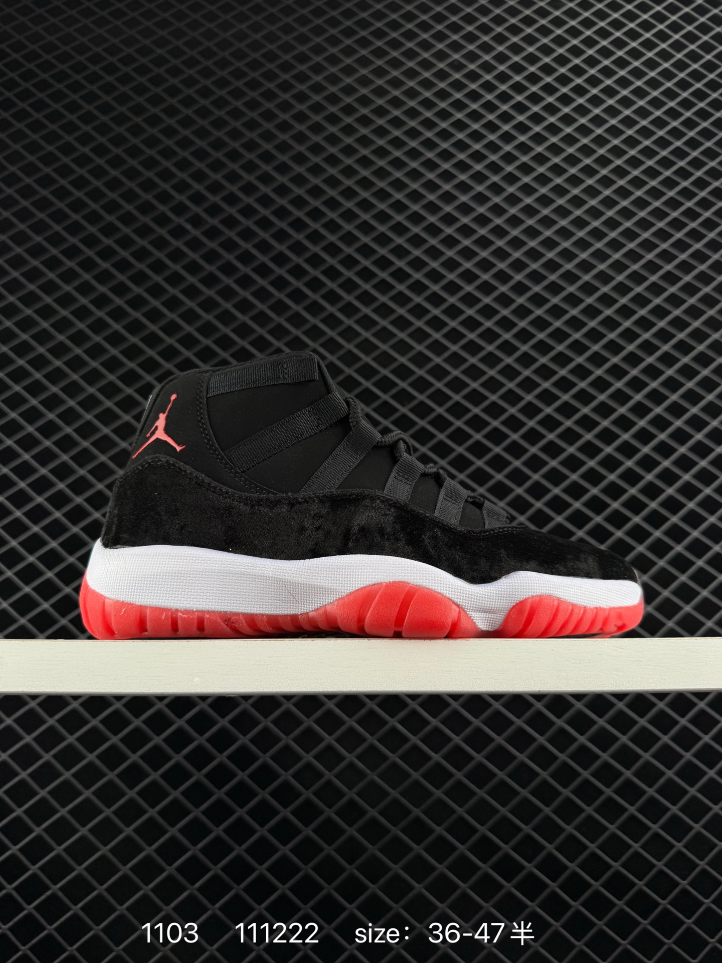 Jordan Sneakers Air 11 — 29