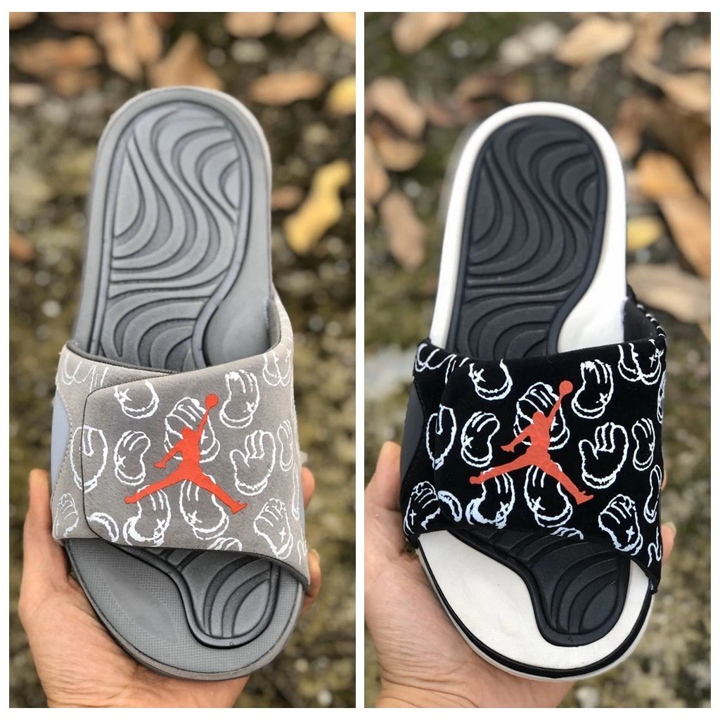 Air Jordan 4 KAWS Slide