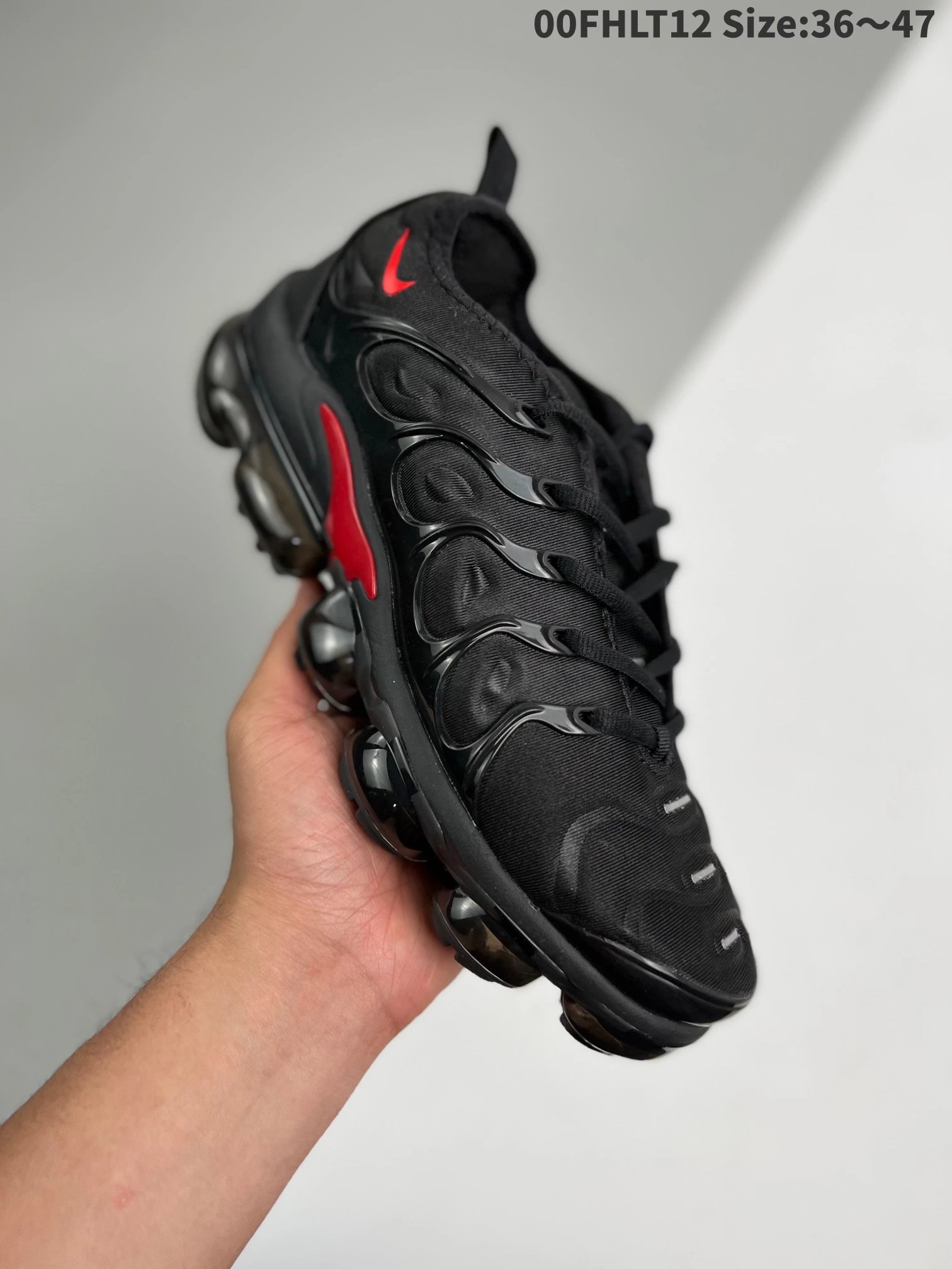Nike Sneakers Air VaporMax Plus — 10