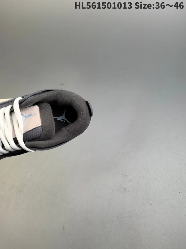 Jordan Sneakers Air 4 RM product detail image 16