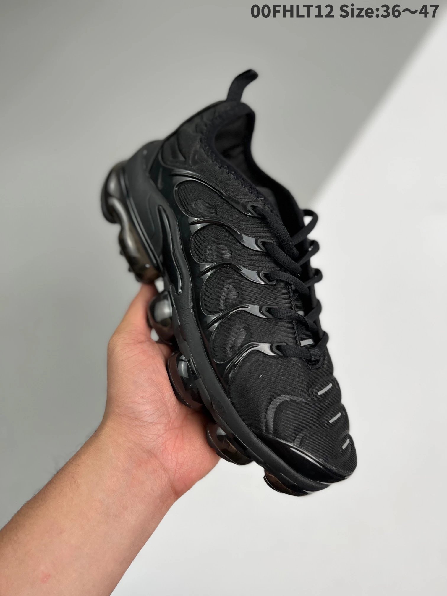 Nike Sneakers Air VaporMax Plus — 12