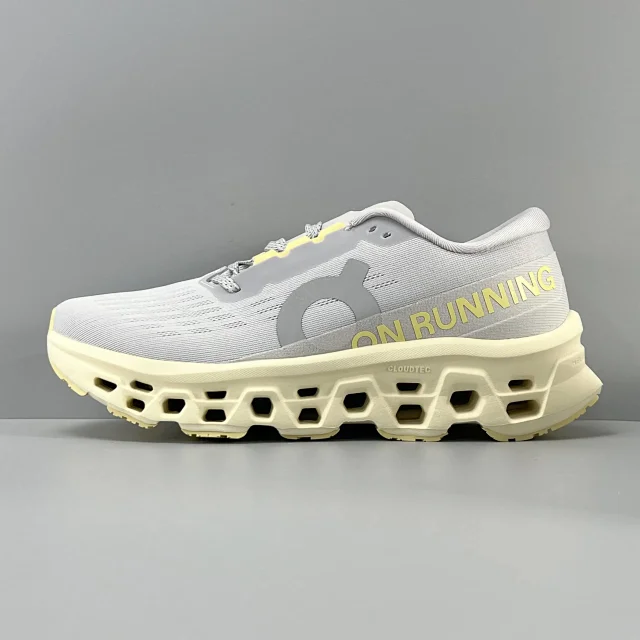 On Sneakers Cloudmonster 3 product detail image 17