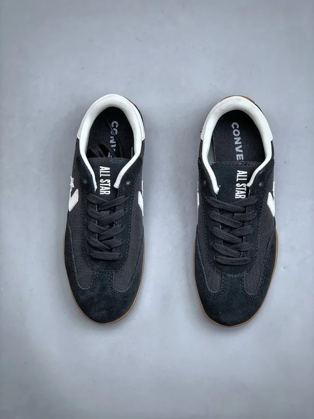 Converse Sneakers Run Star Trainer A08263C product detail image 13
