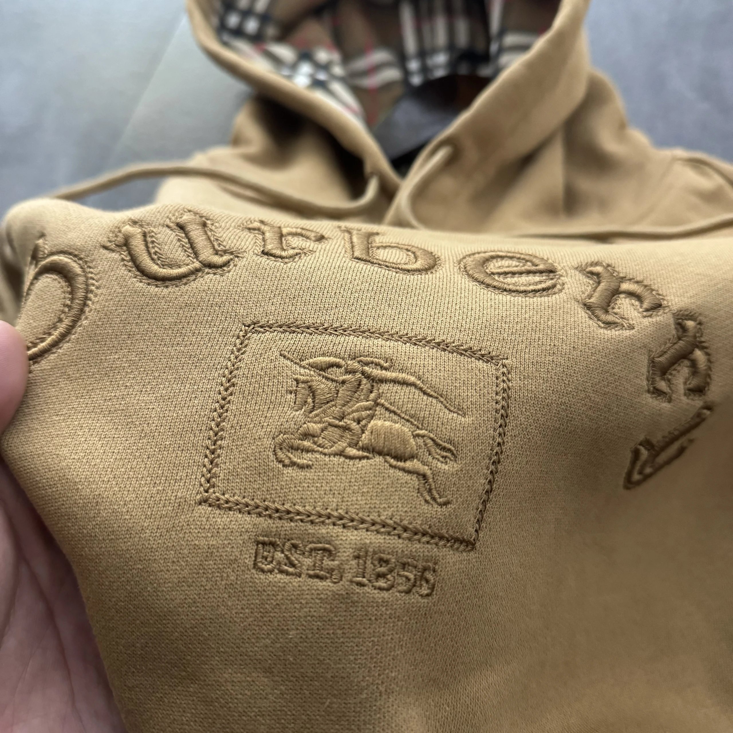 Burberry Hoodies & Sweatshirts Hooded sweatshirt with check lining and embroidered logo image 3