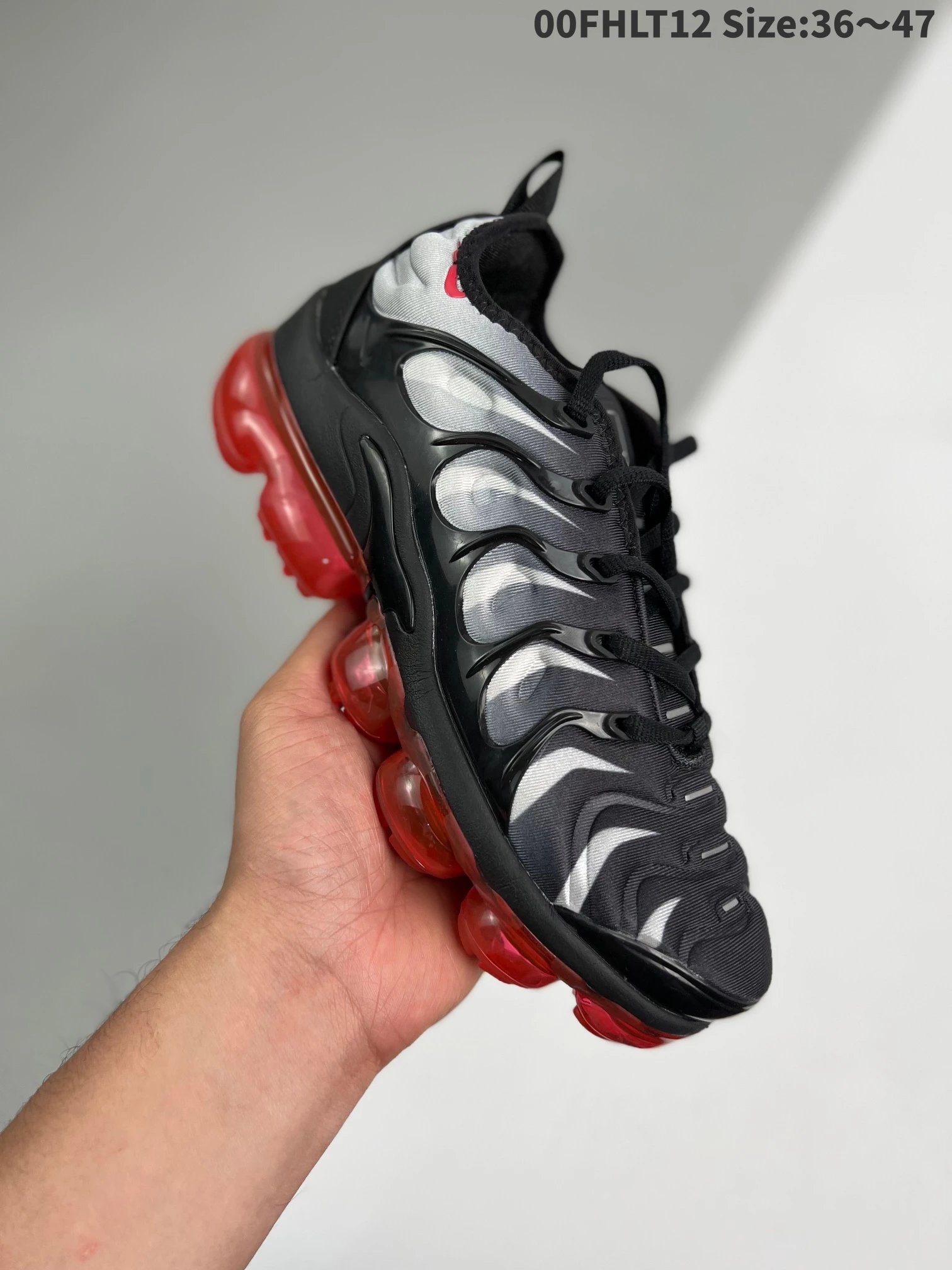 Nike Sneakers Air VaporMax Plus — 11