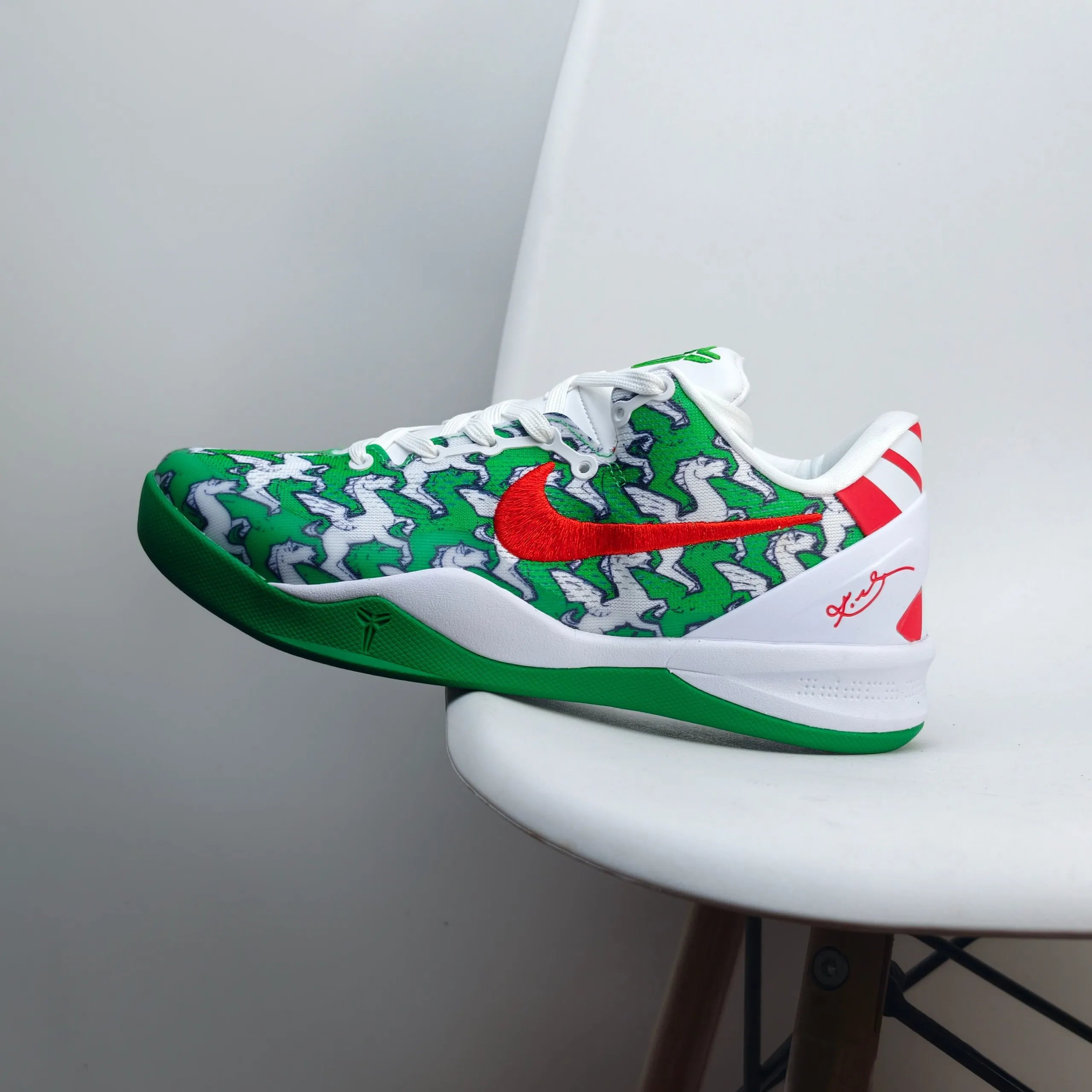 Nike Sneakers Kobe VIII Basketball Shoes — *001