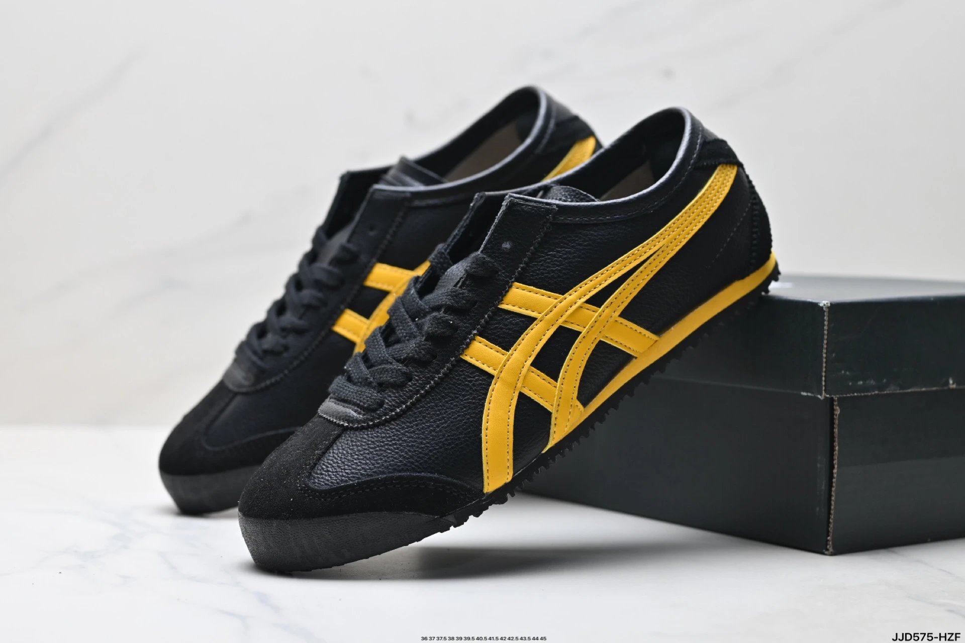 Onitsuka Tiger Sneakers MEXICO 66 SD low-top leather — 16