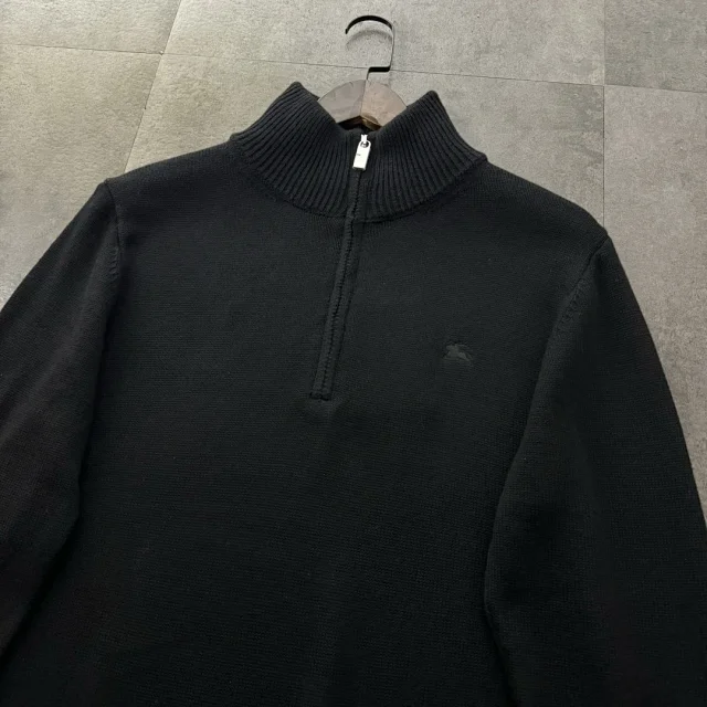 Burberry Knitwear Equestrian Knight stand-collar half-zip sweater product detail image 4