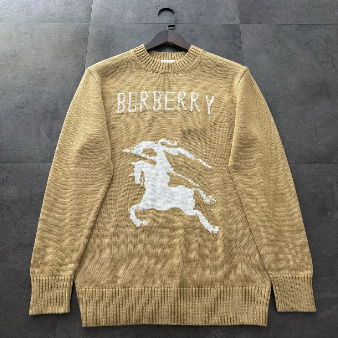 Burberry Knitwear Equestrian Knight stand-collar half-zip sweater — *003