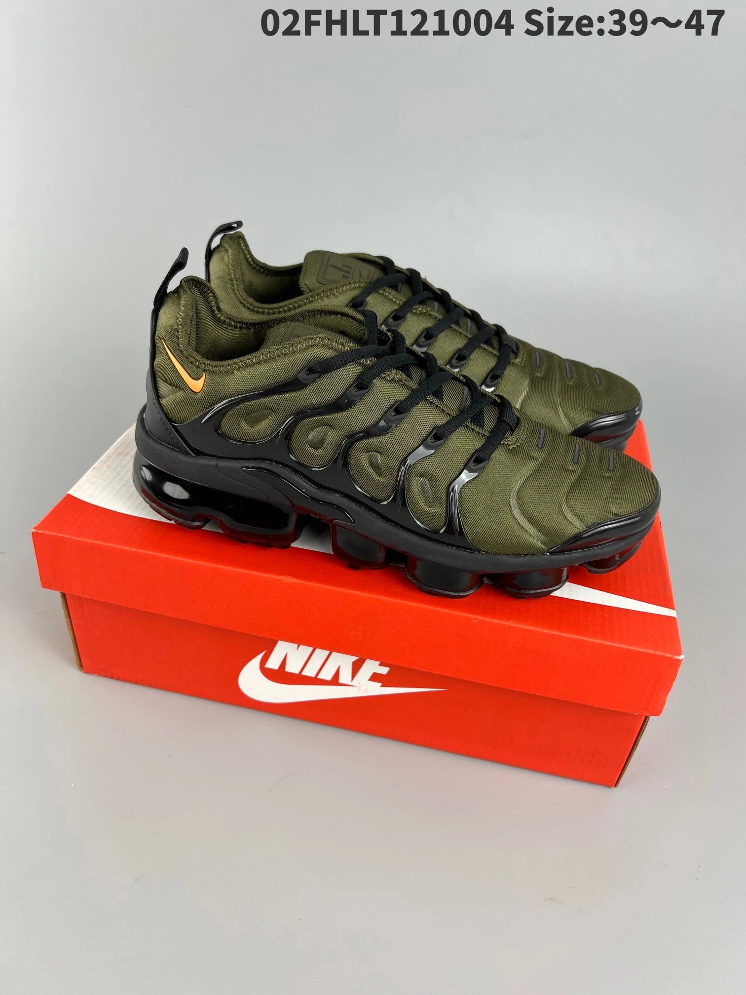 Nike Sneakers Air VaporMax Plus — sauce green
