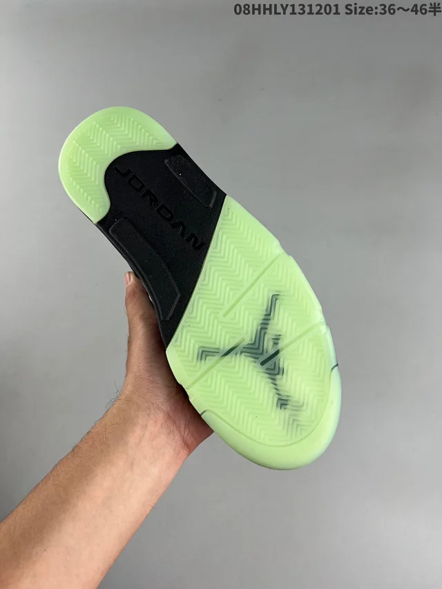 Jordan Air 5 product detail image 5