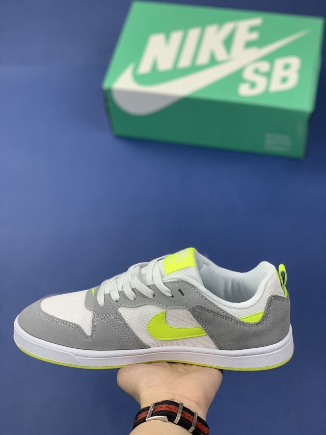 Nike Sneakers SB Alleyoop product detail image 17