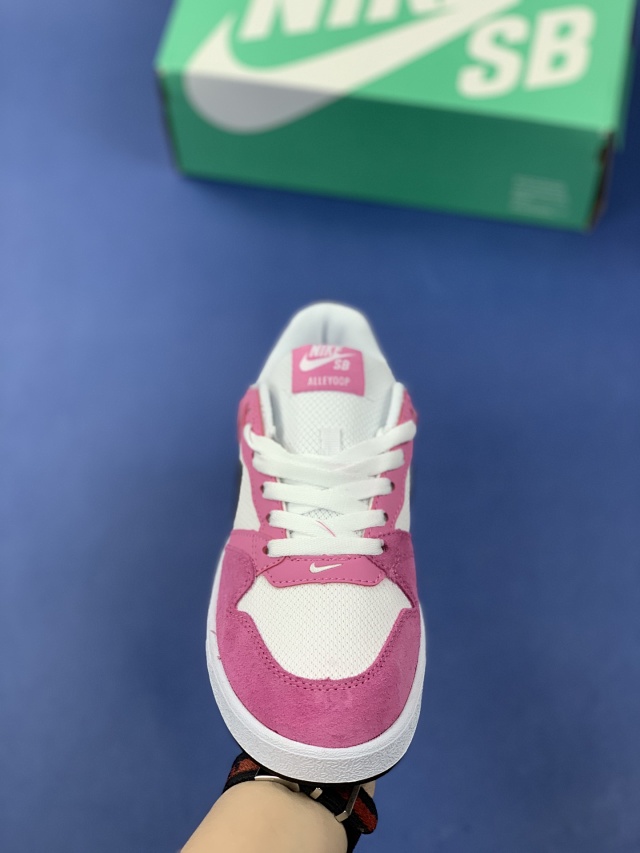 Nike Sneakers SB Alleyoop product detail image 39