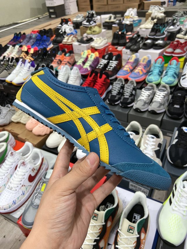 Onitsuka Tiger Sneakers Mexico 66 low-top product detail image 39