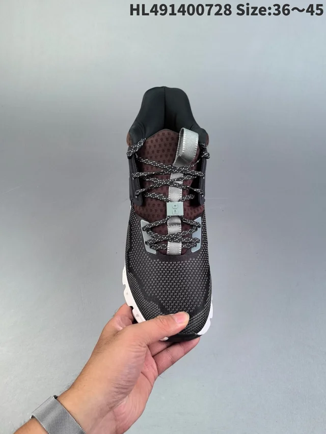 On Sneakers Mesh Running with Cushioned Sole product detail image 6