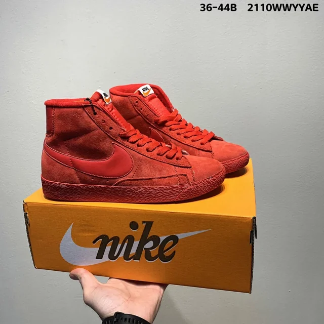 Nike Sneakers Blazer Mid '77 product detail image 2