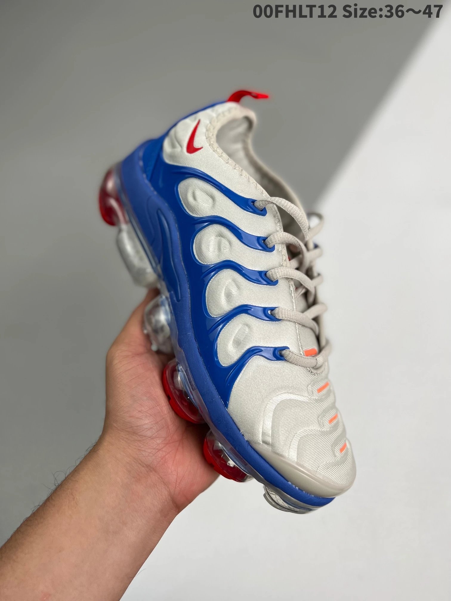 Nike Sneakers Air VaporMax Plus — 17