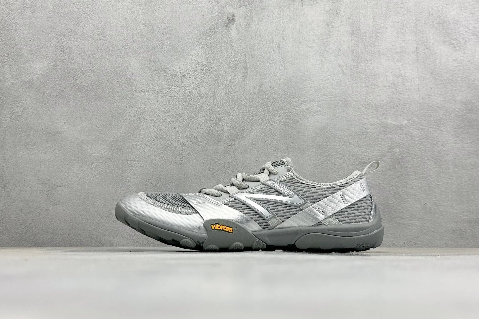 New Balance Sneakers MT10 — *003