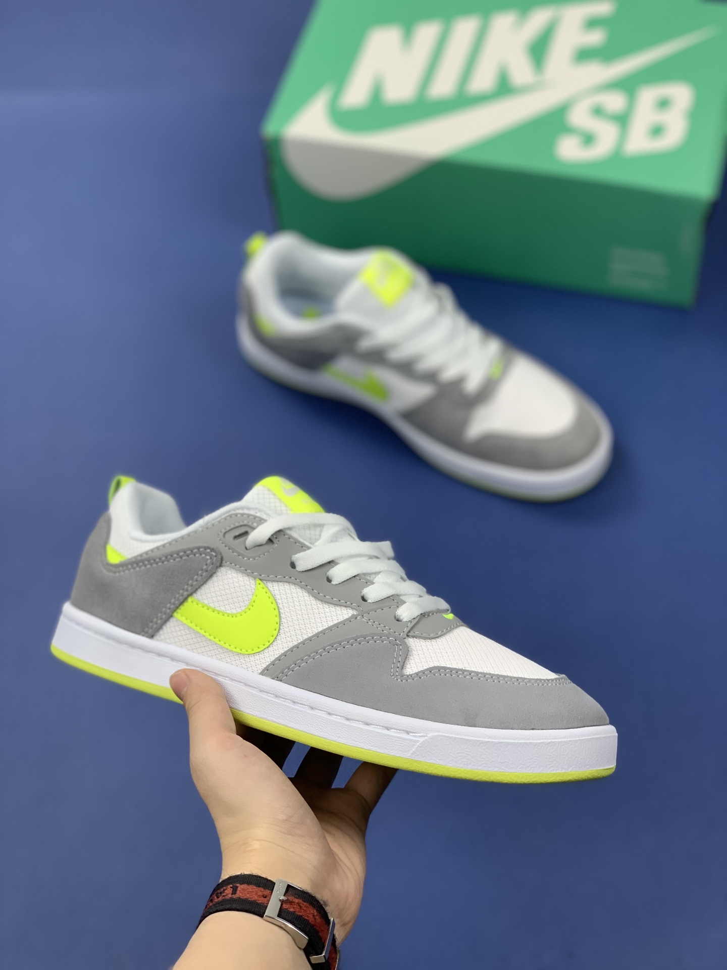 Nike Sneakers SB Alleyoop — Gray-green