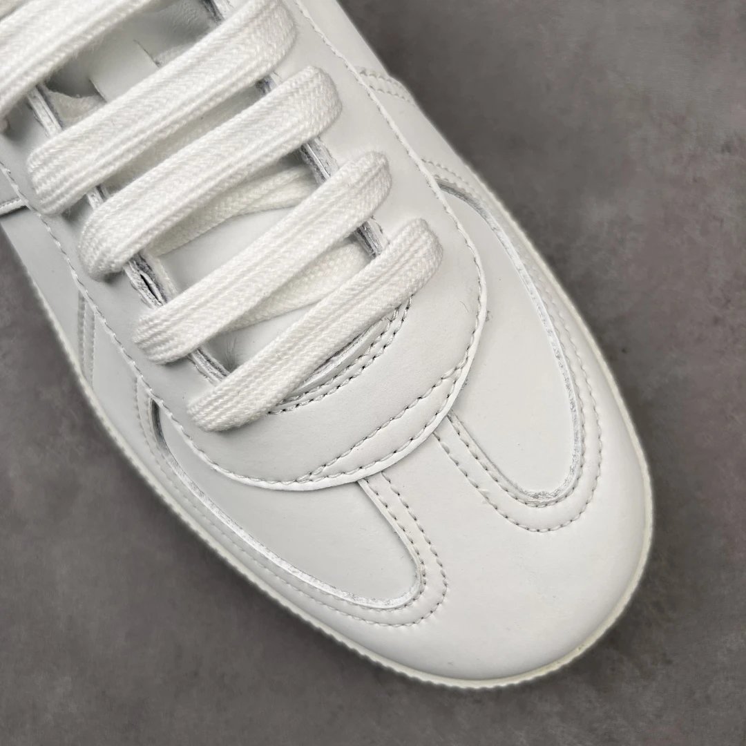 Dior Sneakers B01 low-top lace-up image 7