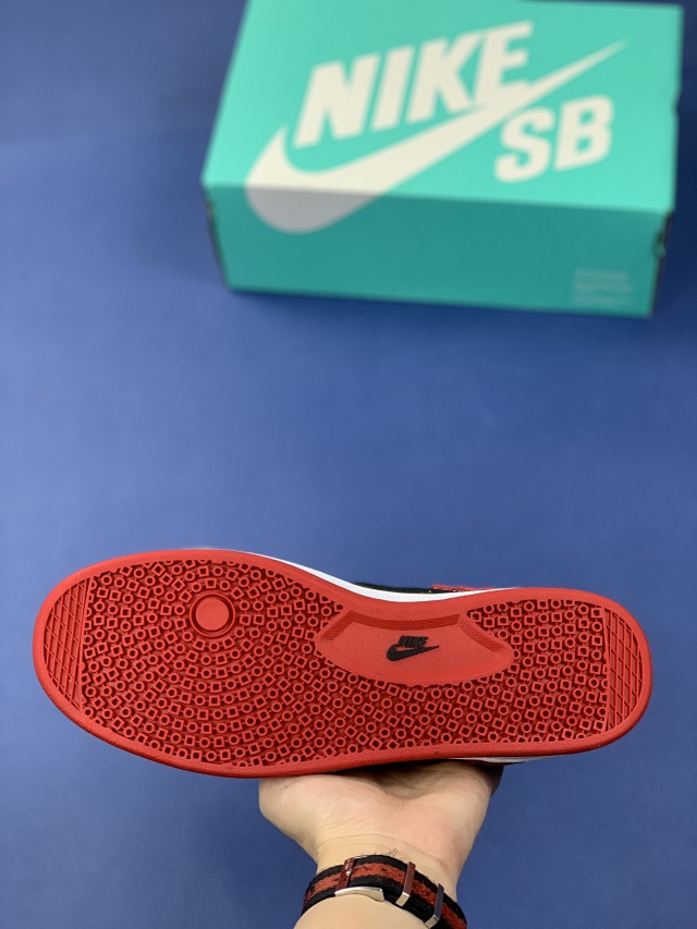Nike Sneakers SB Alleyoop product detail image 31