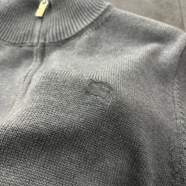 Burberry Knitwear Equestrian Knight stand-collar half-zip sweater product detail image 11