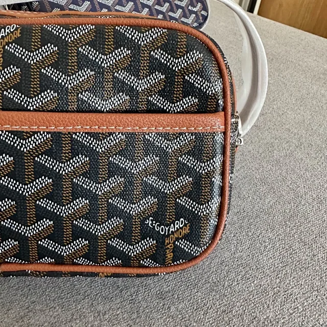 Goyard Crossbody Bags Monogram Zip Camera Bag product detail image 5
