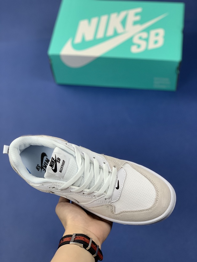 Nike Sneakers SB Alleyoop product detail image 24