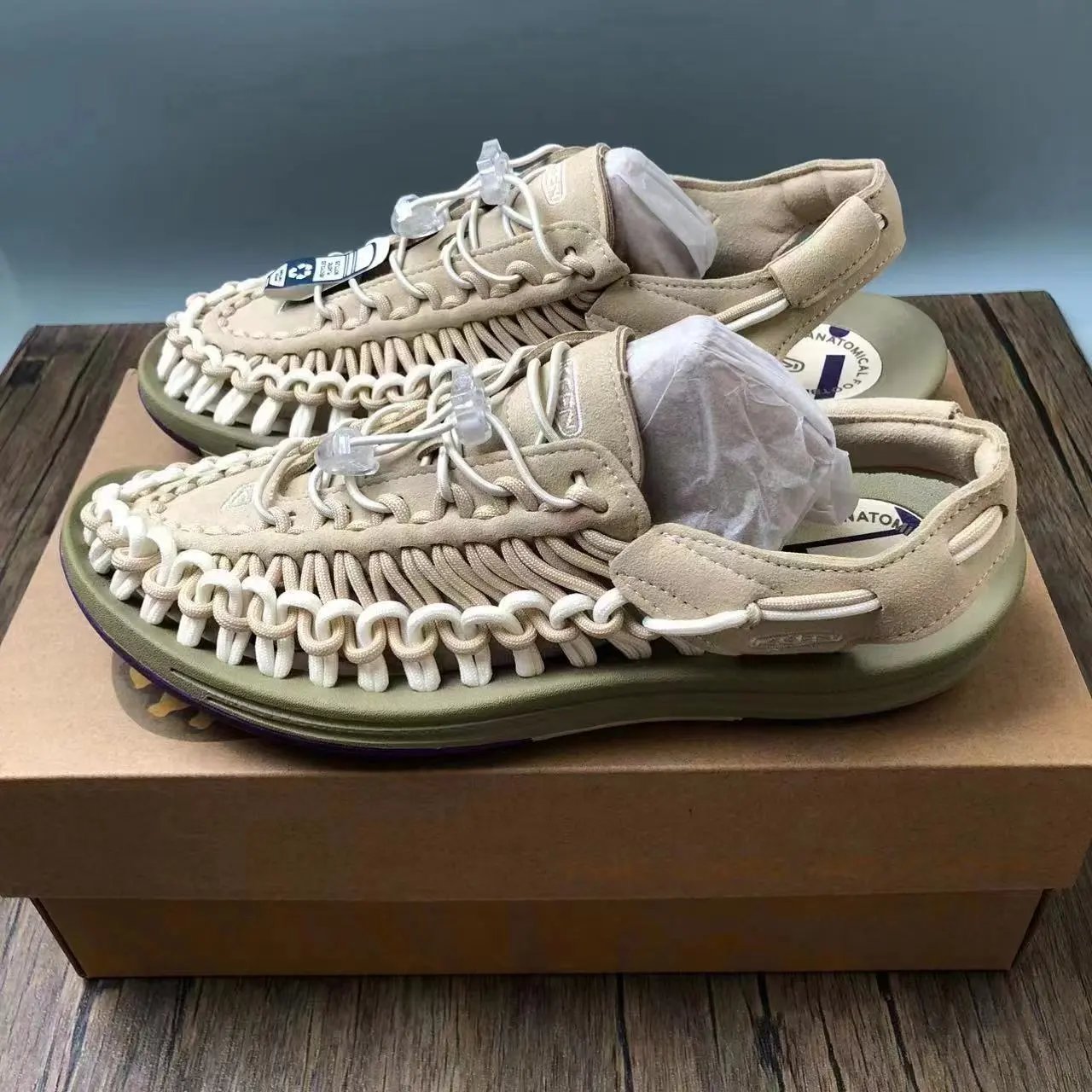 KEEN Sandals UNEEK cord-woven — 9