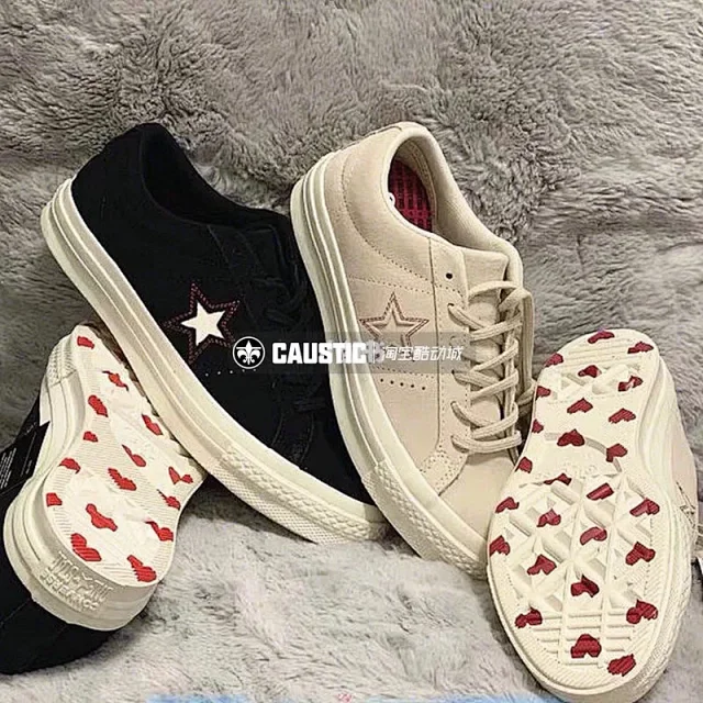 Converse Sneakers One Star Valentine’s Day suede 163192C / 163193C product detail image 1
