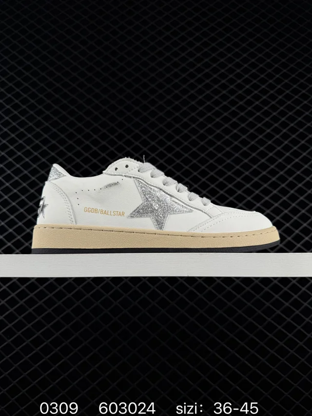 Golden Goose Sneakers Ball Star star-detail low-top product detail image 17