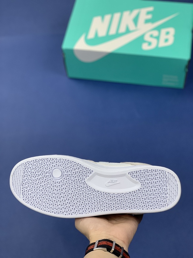 Nike Sneakers SB Alleyoop product detail image 26